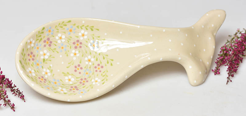 Keramický odkladač na vařečku - květinový věneček