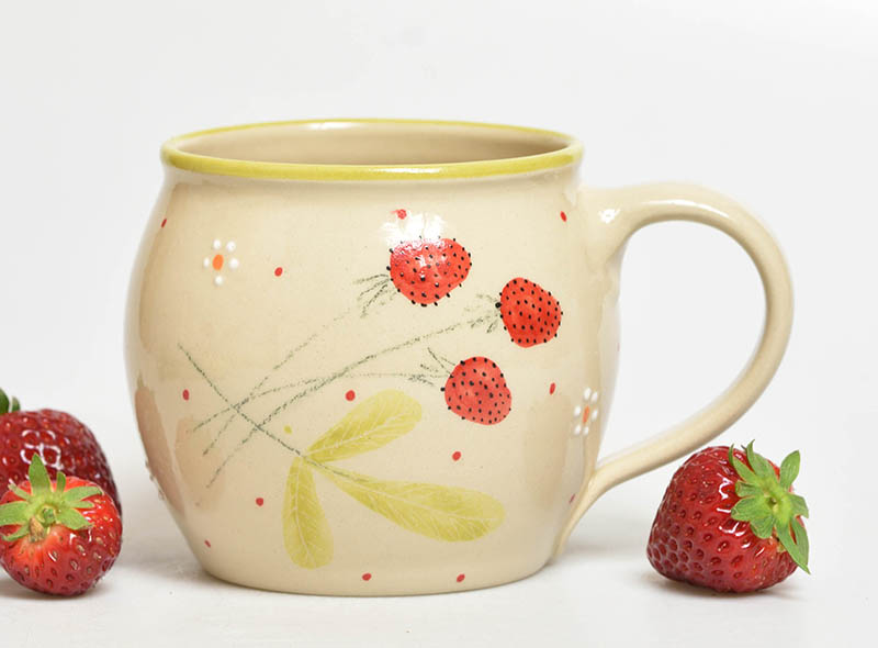 Keramický hrnek jahůdka - 0,5l