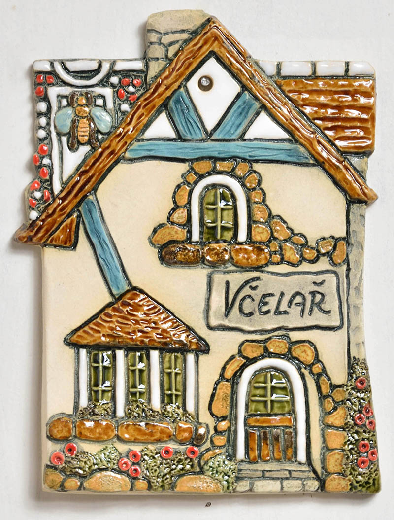 Keramický domeček " Včelař "