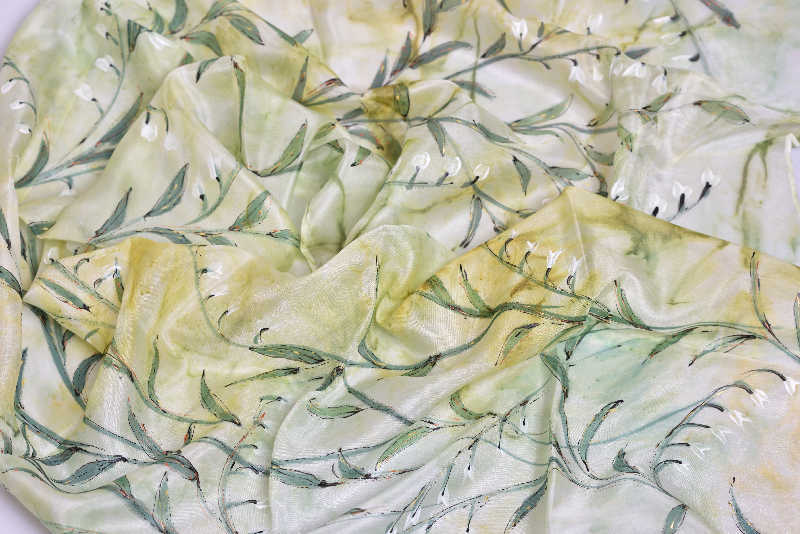 Hedvábná šála 35 x 130 cm - žlutozelená