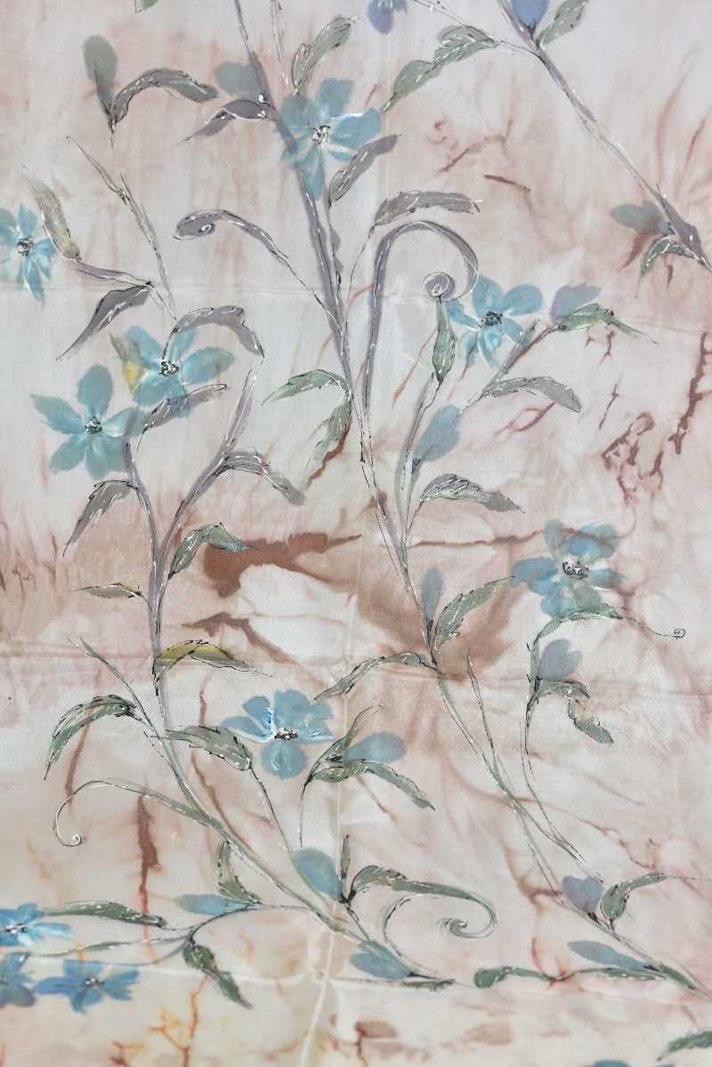 Hedvábná šála 45 x 180 cm - modrý květ