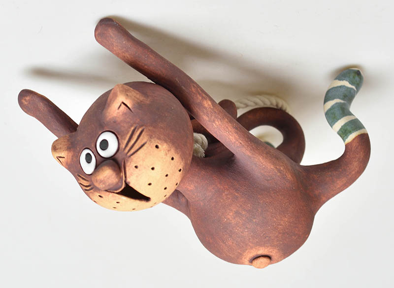 Keramická kočka na zavěšení